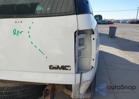 2005 GMC Yukon Slt z USA, uszkodzony, nr VIN 1GKEC13T85R132844